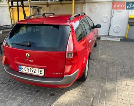 Рено Меган 2007 в Ровно на Automoto.ua Красный Рено Меган, объемом двигателя 1.6 л и пробегом 218 тыс. км за 4750 $, фото 6 на Automoto.ua