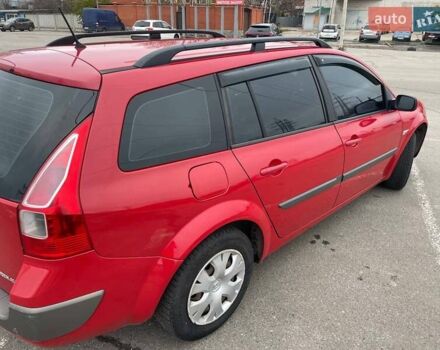 Красный Рено Меган, объемом двигателя 1.6 л и пробегом 265 тыс. км за 5200 $, фото 5 на Automoto.ua