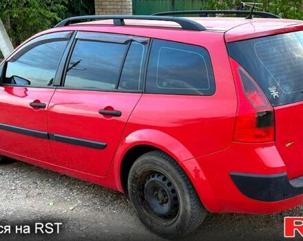 Красный Рено Меган, объемом двигателя 1.4 л и пробегом 245 тыс. км за 3200 $, фото 1 на Automoto.ua