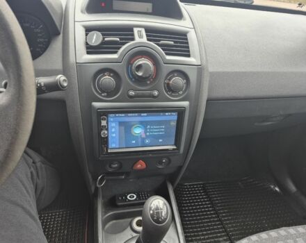 Червоний Рено Меган, об'ємом двигуна 1.6 л та пробігом 186 тис. км за 4999 $, фото 6 на Automoto.ua