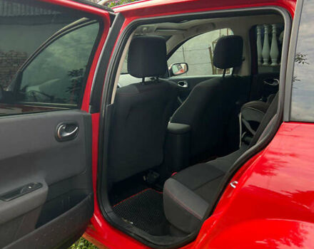 Червоний Рено Меган, об'ємом двигуна 2 л та пробігом 225 тис. км за 5500 $, фото 26 на Automoto.ua