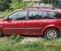 Рено Меган 2007 в Киеве на Automoto.ua Красный Рено Меган, объемом двигателя 1.6 л и пробегом 250 тыс. км за 4000 $, фото 3 на Automoto.ua