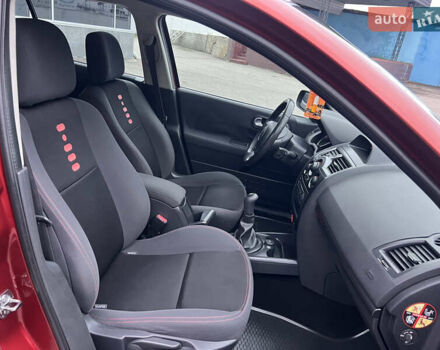 Красный Рено Меган, объемом двигателя 1.6 л и пробегом 201 тыс. км за 5899 $, фото 33 на Automoto.ua