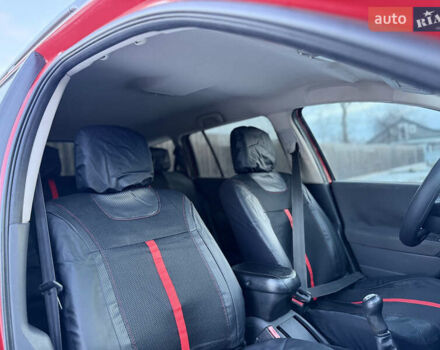 Красный Рено Меган, объемом двигателя 1.6 л и пробегом 244 тыс. км за 4850 $, фото 53 на Automoto.ua