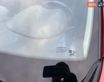 Красный Рено Меган, объемом двигателя 1.6 л и пробегом 201 тыс. км за 5899 $, фото 19 на Automoto.ua