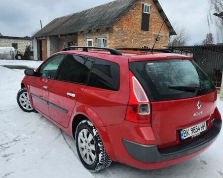 Красный Рено Меган, объемом двигателя 1.6 л и пробегом 300 тыс. км за 3650 $, фото 6 на Automoto.ua