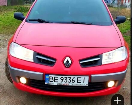 Красный Рено Меган, объемом двигателя 1.6 л и пробегом 290 тыс. км за 4000 $, фото 3 на Automoto.ua