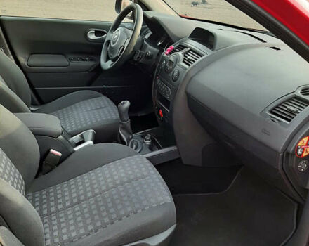 Красный Рено Меган, объемом двигателя 1.6 л и пробегом 170 тыс. км за 6200 $, фото 14 на Automoto.ua