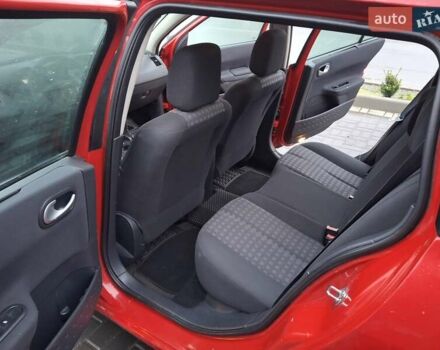 Червоний Рено Меган, об'ємом двигуна 1.6 л та пробігом 237 тис. км за 3850 $, фото 30 на Automoto.ua