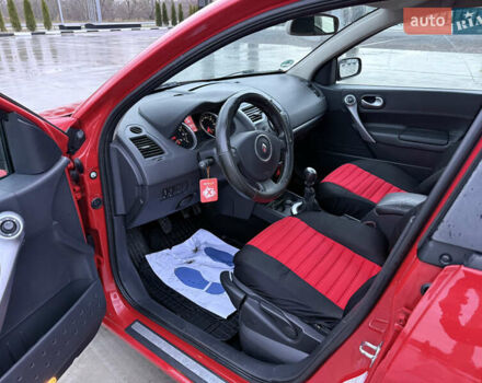 Червоний Рено Меган, об'ємом двигуна 1.5 л та пробігом 286 тис. км за 5300 $, фото 14 на Automoto.ua