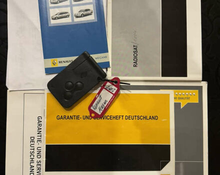 Червоний Рено Меган, об'ємом двигуна 1.6 л та пробігом 216 тис. км за 5599 $, фото 36 на Automoto.ua