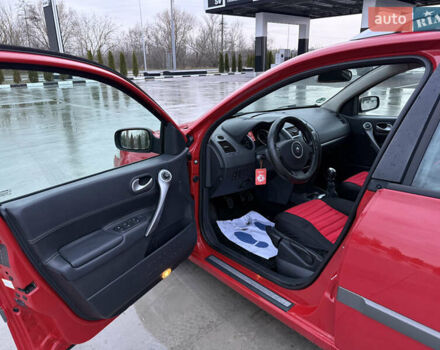 Червоний Рено Меган, об'ємом двигуна 1.5 л та пробігом 286 тис. км за 5300 $, фото 12 на Automoto.ua