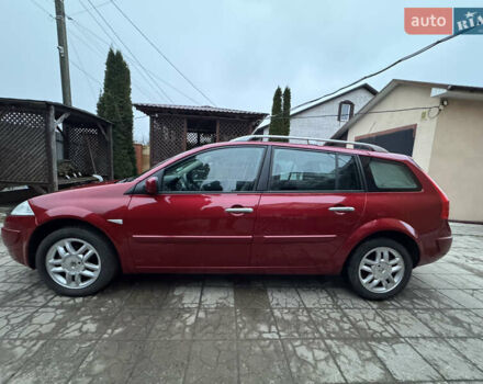 Червоний Рено Меган, об'ємом двигуна 1.6 л та пробігом 216 тис. км за 5599 $, фото 1 на Automoto.ua
