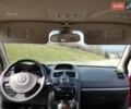 Красный Рено Меган, объемом двигателя 2 л и пробегом 326 тыс. км за 5300 $, фото 11 на Automoto.ua