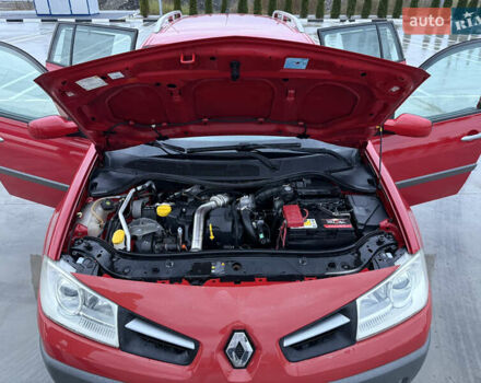 Червоний Рено Меган, об'ємом двигуна 1.5 л та пробігом 286 тис. км за 5300 $, фото 32 на Automoto.ua