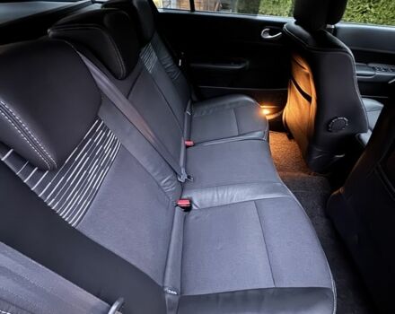 Красный Рено Меган, объемом двигателя 1.6 л и пробегом 216 тыс. км за 5599 $, фото 6 на Automoto.ua