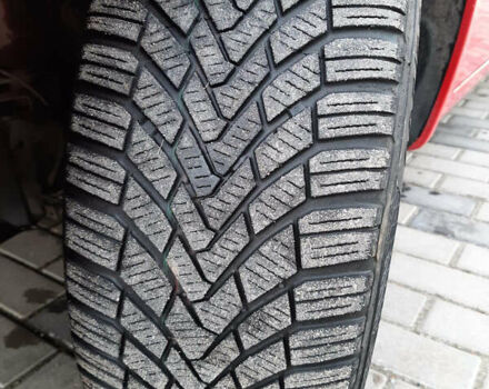 Красный Рено Меган, объемом двигателя 1.6 л и пробегом 170 тыс. км за 6200 $, фото 31 на Automoto.ua