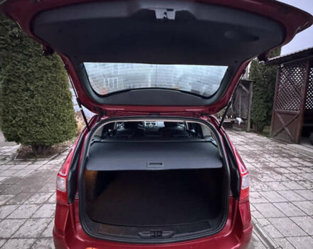 Червоний Рено Меган, об'ємом двигуна 1.6 л та пробігом 216 тис. км за 5599 $, фото 8 на Automoto.ua