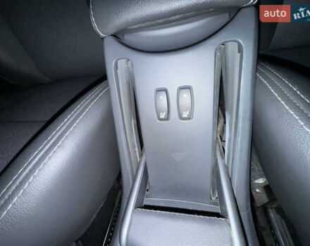 Червоний Рено Меган, об'ємом двигуна 1.6 л та пробігом 216 тис. км за 5599 $, фото 20 на Automoto.ua