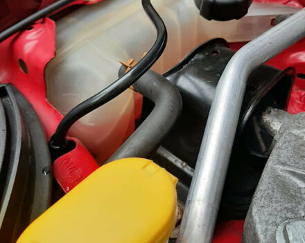 Красный Рено Меган, объемом двигателя 1.6 л и пробегом 170 тыс. км за 6200 $, фото 33 на Automoto.ua