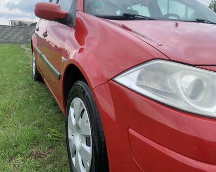 Красный Рено Меган, объемом двигателя 1.87 л и пробегом 260 тыс. км за 4950 $, фото 4 на Automoto.ua