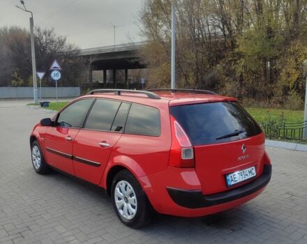 Червоний Рено Меган, об'ємом двигуна 1.6 л та пробігом 250 тис. км за 4800 $, фото 4 на Automoto.ua