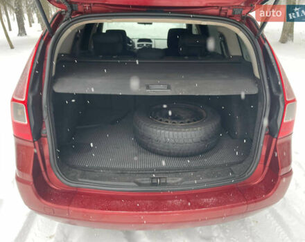 Червоний Рено Меган, об'ємом двигуна 1.6 л та пробігом 283 тис. км за 4399 $, фото 13 на Automoto.ua
