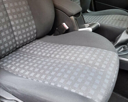 Красный Рено Меган, объемом двигателя 1.6 л и пробегом 170 тыс. км за 6200 $, фото 20 на Automoto.ua