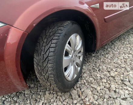 Червоний Рено Меган, об'ємом двигуна 1.6 л та пробігом 247 тис. км за 4800 $, фото 2 на Automoto.ua