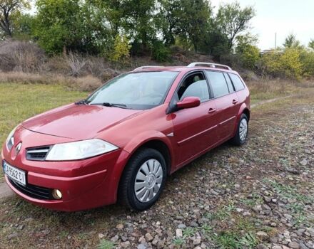 Червоний Рено Меган, об'ємом двигуна 1.4 л та пробігом 212 тис. км за 3950 $, фото 2 на Automoto.ua