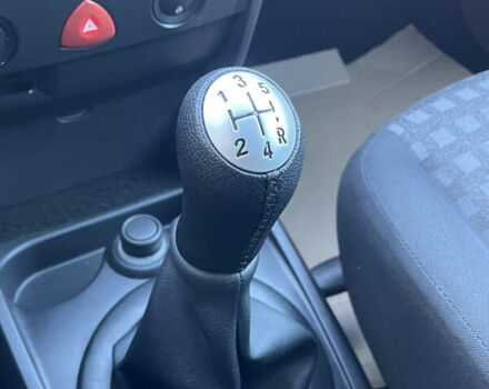 Красный Рено Меган, объемом двигателя 1.6 л и пробегом 222 тыс. км за 5499 $, фото 32 на Automoto.ua