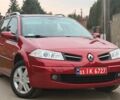 Красный Рено Меган, объемом двигателя 1.6 л и пробегом 210 тыс. км за 4900 $, фото 1 на Automoto.ua