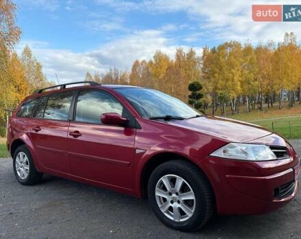 Рено Меган 2009 в Хмельницком на Automoto.ua Красный Рено Меган, объемом двигателя 1.6 л и пробегом 157 тыс. км за 5800 $, фото 22 на Automoto.ua