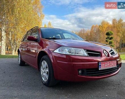Рено Меган 2009 в Хмельницком на Automoto.ua Красный Рено Меган, объемом двигателя 1.6 л и пробегом 157 тыс. км за 5800 $, фото 9 на Automoto.ua