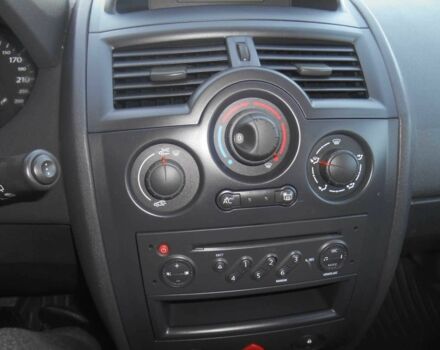 Червоний Рено Меган, об'ємом двигуна 1.6 л та пробігом 220 тис. км за 4500 $, фото 14 на Automoto.ua