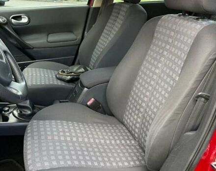 Рено Меган 2009 в Хмельницком на Automoto.ua Красный Рено Меган, объемом двигателя 1.6 л и пробегом 157 тыс. км за 5800 $, фото 27 на Automoto.ua