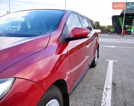 Рено Меган 2010 у Стрые на Automoto.ua Червоний Рено Меган, об'ємом двигуна 1.46 л та пробігом 260 тис. км за 6800 $, фото 10 на Automoto.ua