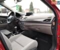 Рено Меган 2010 у Стрые на Automoto.ua Червоний Рено Меган, об'ємом двигуна 1.46 л та пробігом 260 тис. км за 6800 $, фото 44 на Automoto.ua