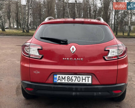 Красный Рено Меган, объемом двигателя 1.6 л и пробегом 208 тыс. км за 6550 $, фото 7 на Automoto.ua