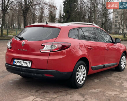Красный Рено Меган, объемом двигателя 1.6 л и пробегом 208 тыс. км за 6550 $, фото 6 на Automoto.ua