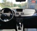 Красный Рено Меган, объемом двигателя 1.46 л и пробегом 283 тыс. км за 6600 $, фото 4 на Automoto.ua