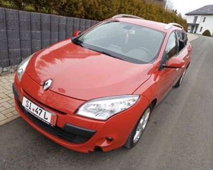 Красный Рено Меган, объемом двигателя 2 л и пробегом 189 тыс. км за 2375 $, фото 2 на Automoto.ua