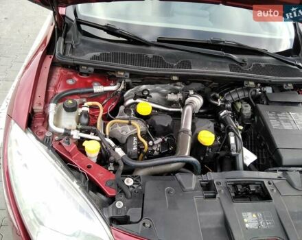 Рено Меган 2010 у Стрые на Automoto.ua Червоний Рено Меган, об'ємом двигуна 1.46 л та пробігом 260 тис. км за 6800 $, фото 57 на Automoto.ua