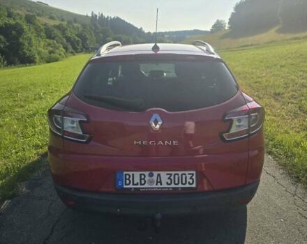 Красный Рено Меган, объемом двигателя 2 л и пробегом 189 тыс. км за 2354 $, фото 7 на Automoto.ua