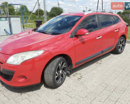 Красный Рено Меган, объемом двигателя 1.46 л и пробегом 235 тыс. км за 6700 $, фото 4 на Automoto.ua