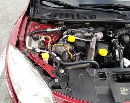 Рено Меган 2010 у Стрые на Automoto.ua Червоний Рено Меган, об'ємом двигуна 1.46 л та пробігом 260 тис. км за 6800 $, фото 55 на Automoto.ua