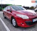 Рено Меган 2010 у Стрые на Automoto.ua Червоний Рено Меган, об'ємом двигуна 1.46 л та пробігом 260 тис. км за 6800 $, фото 75 на Automoto.ua