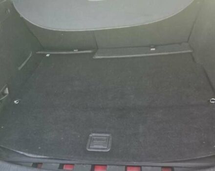 Красный Рено Меган, объемом двигателя 2 л и пробегом 189 тыс. км за 2354 $, фото 20 на Automoto.ua