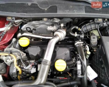 Рено Меган 2010 у Стрые на Automoto.ua Червоний Рено Меган, об'ємом двигуна 1.46 л та пробігом 260 тис. км за 6800 $, фото 56 на Automoto.ua