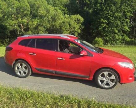 Красный Рено Меган, объемом двигателя 2 л и пробегом 189 тыс. км за 2354 $, фото 5 на Automoto.ua